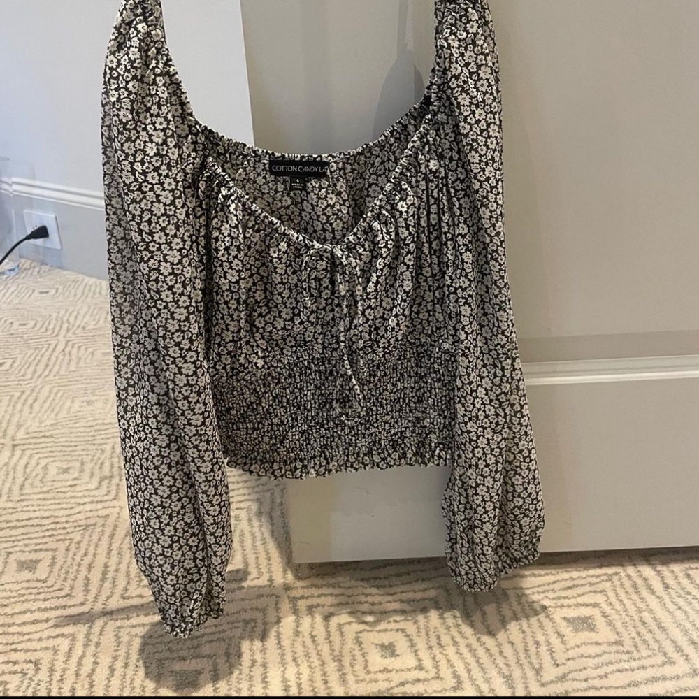 Cotton Candy LA, black and white floral off the shoulder top, cropped